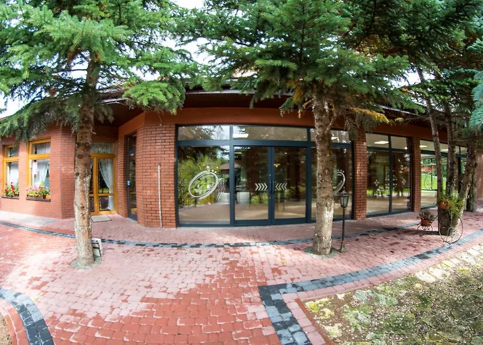 Szczebel * מז'צ'אנה דולנה